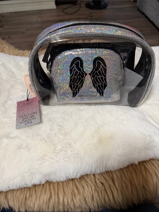 Victoria's Secret Other - Victoria Secret Fashion Show London 2014 Makeup Bag NWY